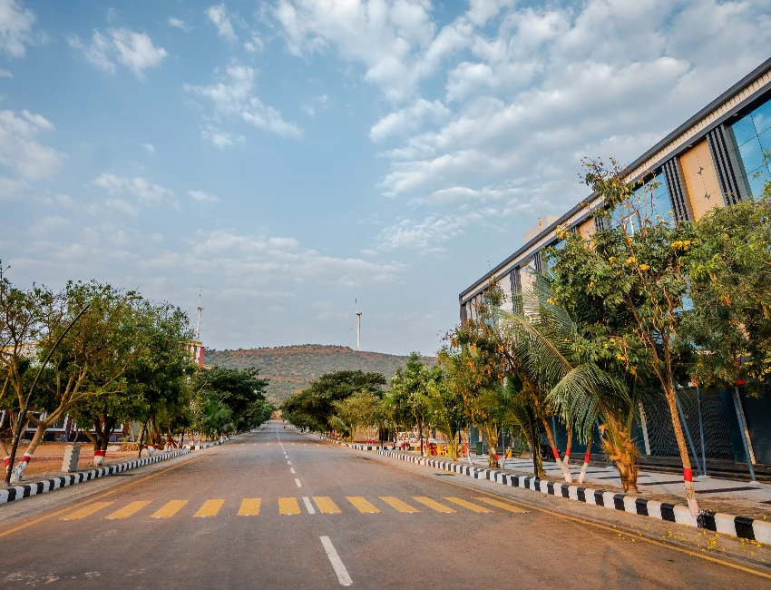 visit campus